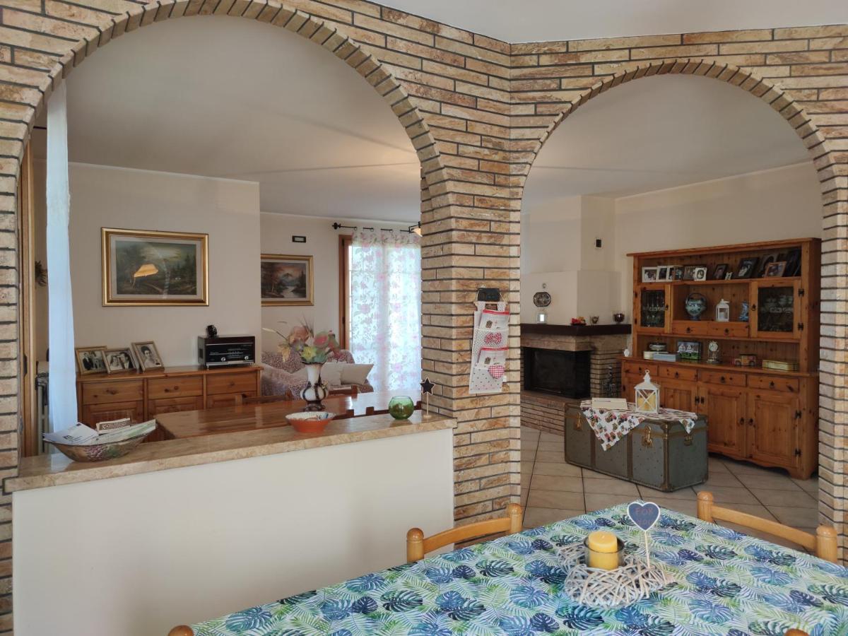 Relax In Collina A Due Passi Dal Mare Apartment Torriana Luaran gambar