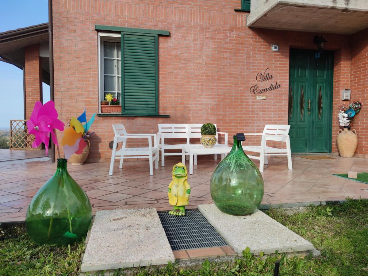 Relax In Collina A Due Passi Dal Mare Apartment Torriana Luaran gambar